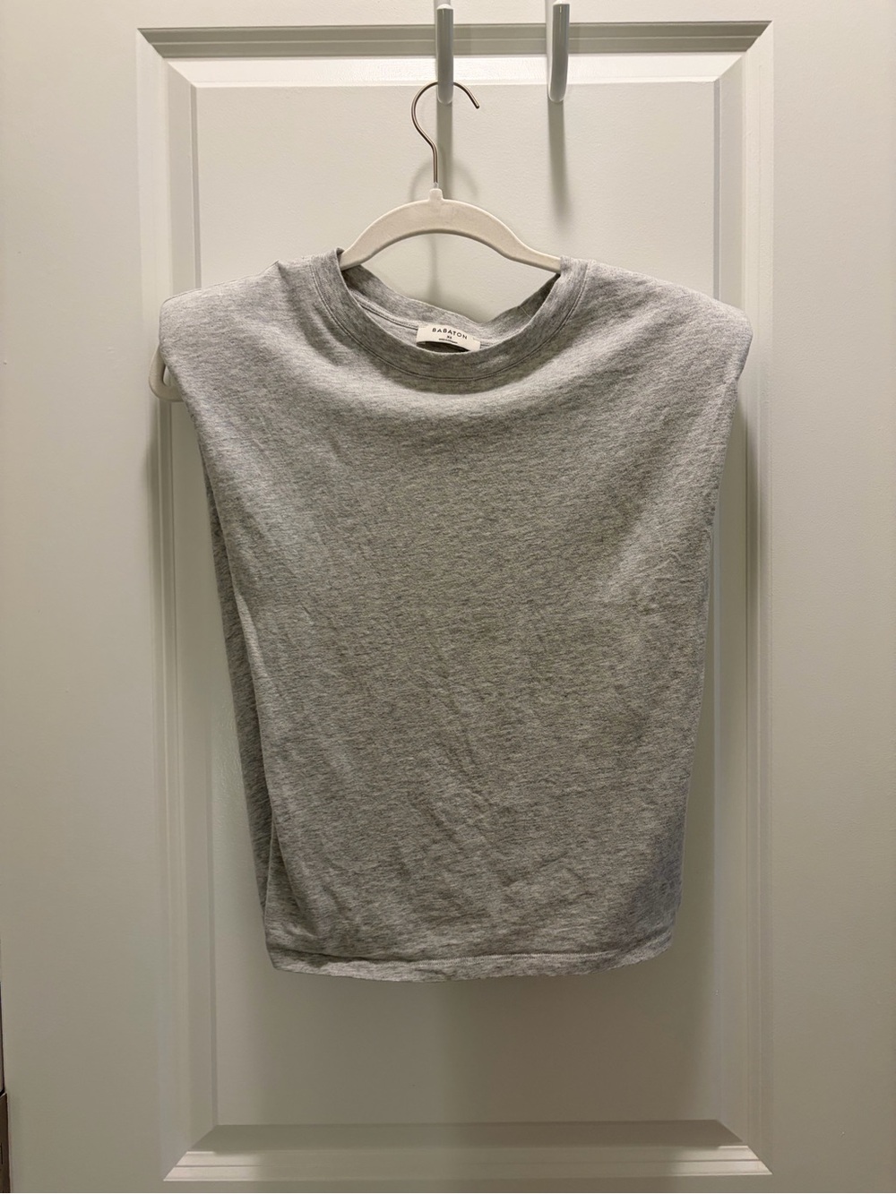 Aritzia Babaton Heather Grey Padded Shoulder Top